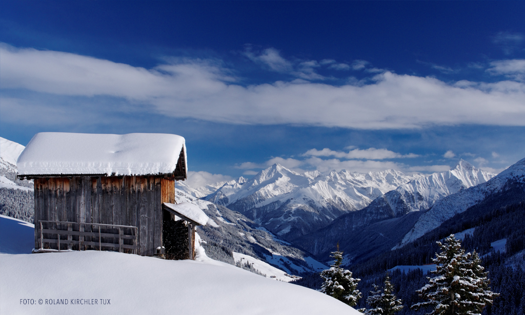 Winterlandschaft-Berge-Aussicht-Forelle-Tux